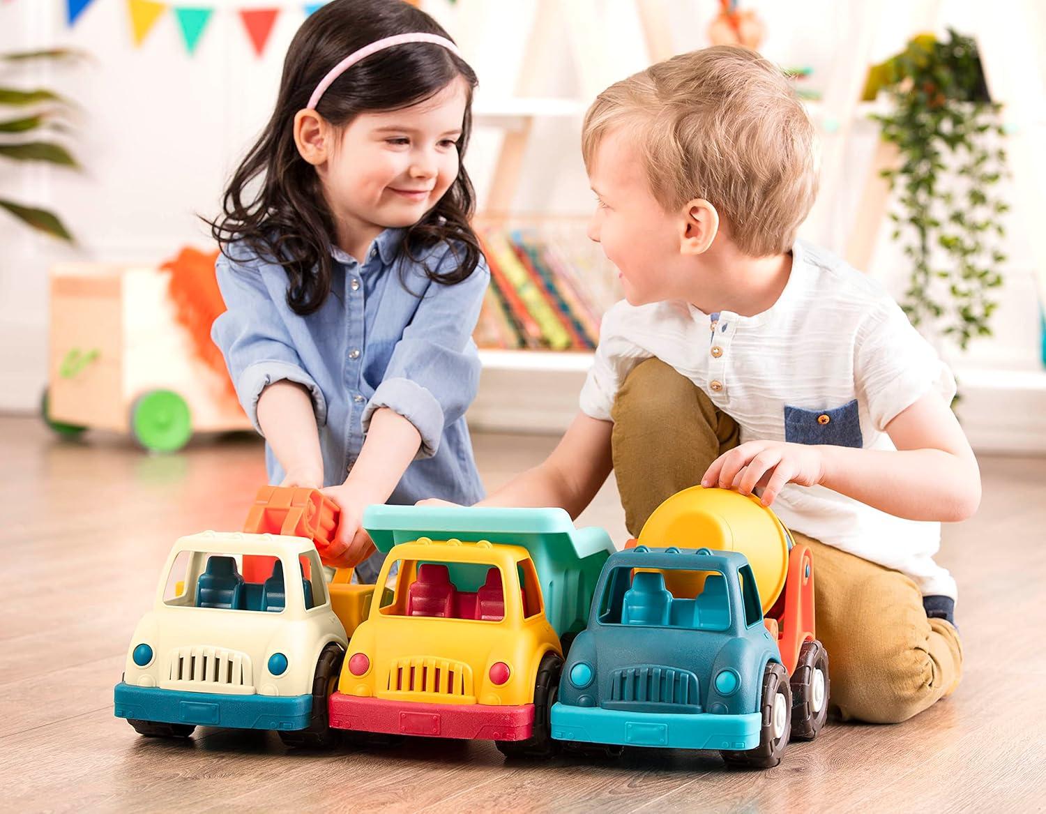 imageWonder Wheels by Battat VE1039C1Z Ensemble de 3 Camions Jouets Benne Remorque Btonnire Multicolore Ds 12 moisCamionsbennes camionsremorques camionscimentiers