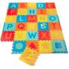 Battat – Tapis de jeu ABC en mousse – tapis d&rsquo;éveil alphabétique en mousse à emboîtement – lettres chiffres couleurs non toxique adapté aux enfants – Développement des enfants